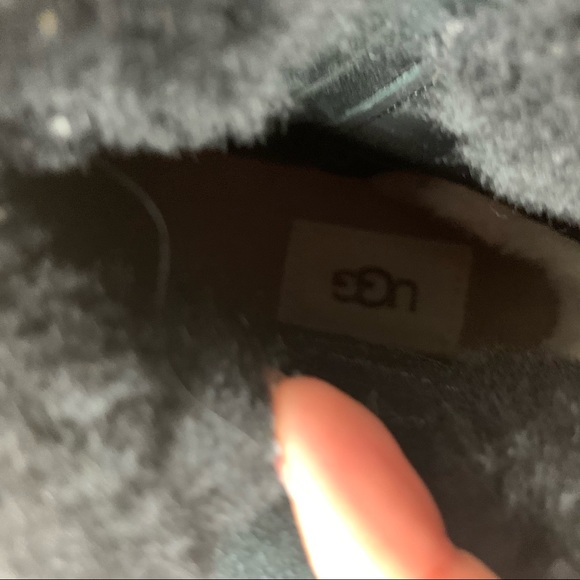 UGG Genuine Shearling Lined Elowen Bootie Women Black size 6 - Picture 12 of 14